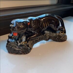 Mid-century modern panther figurine. Great condition!